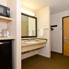 Business 2 image BEST WESTERN OAK MEADOWS INN Hotel in Saint Helens OR
