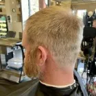 Business 1 image CLASSIC BEAUTY Women's Haircut in Lexington KY