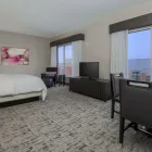 Business 19 image DOUBLETREE BY HILTON EVANSVILLE Hotel in Evansville IN