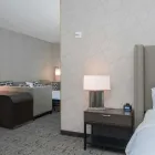 Business 63 image DOUBLETREE BY HILTON EVANSVILLE Hotel in Evansville IN