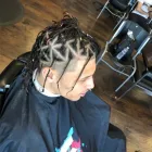 Business 7 image MESHEE B'S HAIR STUDIO in Sacramento CA