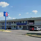 Business 1 image MOTEL 6 KANSAS CITY NORTH AIRPORT Motels in Kansas City MO