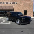 Business 8 image MUNDY'S COLLISION CENTER Windshield Repair in Lawrenceville GA