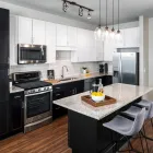 Business 3 image ONYX EDINA APARTMENTS Apartments in Edina MN