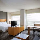 Business 3 image RENAISSANCE CHICAGO O'HARE SUITES HOTEL Wedding Venues in Chicago IL