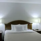 Business 24 image RODEWAY INN & SUITES Rodeway Inn in San Francisco CA