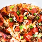 Business 11 image ROUND TABLE PIZZA Pizza Restaurant in Portland OR