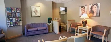 Business 19 image 253 DENTAL CARE in Federal Way WA