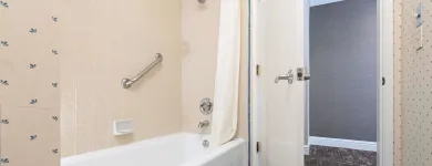 Business 30 image CLARION INN SILICON VALLEY Hotel in San Jose CA