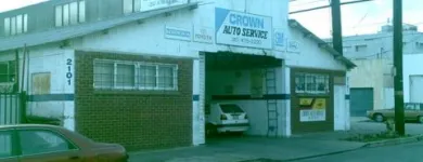 Business 4 image CROWN COACHWORKS AUTO BODY & PAINT Truck Body Repair & Painting in Los Angeles CA
