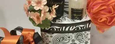 Business 2 image EXPRESSLY GIFTS LLC Gift Baskets in Tulsa OK