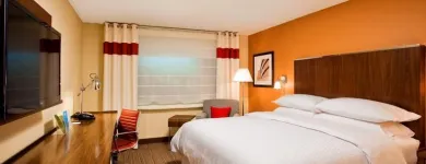 Business 2 image FOUR POINTS BY SHERATON ORLANDO CONVENTION CENTER Hotel in Orlando FL