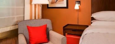 Business 4 image FOUR POINTS BY SHERATON ORLANDO CONVENTION CENTER Hotel in Orlando FL