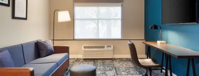 Business 19 image FOUR POINTS BY SHERATON ORLANDO CONVENTION CENTER Hotel in Orlando FL