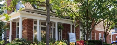 Business 11 image GRANDE RESERVE AT GEIST Student Housing Center in Indianapolis IN