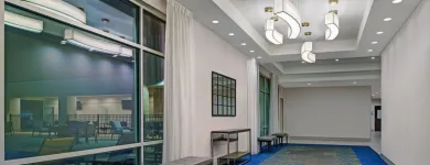 Business 2 image HOLIDAY INN EXPRESS & SUITES HOUSTON MEMORIAL - CITY CENTRE, AN IHG HOTEL Business Meeting Locations in Houston TX