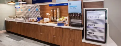 Business 14 image HOLIDAY INN EXPRESS & SUITES HOUSTON MEMORIAL - CITY CENTRE, AN IHG HOTEL Business Meeting Locations in Houston TX