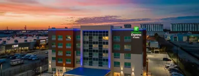 Business 40 image HOLIDAY INN EXPRESS & SUITES HOUSTON MEMORIAL - CITY CENTRE, AN IHG HOTEL Business Meeting Locations in Houston TX