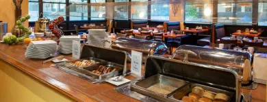 Business 8 image HOLIDAY INN & SUITES CHICAGO-DOWNTOWN, AN IHG HOTEL Wedding Venue in Chicago IL