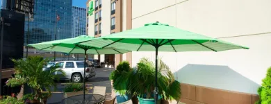 Business 24 image HOLIDAY INN & SUITES CHICAGO-DOWNTOWN, AN IHG HOTEL Wedding Venue in Chicago IL