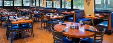 Business 33 image HOLIDAY INN & SUITES CHICAGO-DOWNTOWN, AN IHG HOTEL Wedding Venue in Chicago IL