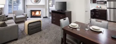 Business 44 image HOMEWOOD SUITES BY HILTON SAN JOSE AIRPORT-SILICON VALLEY in San Jose CA