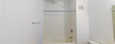 Business 6 image JANUS LOFTS, MANAGED BY BUCKINGHAM URBAN LIVING Shopping in Indianapolis IN