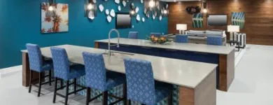 Business 2 image LARQ HENDERSON in Dallas TX