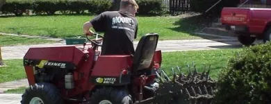 Business 3 image MOORE'S LAWN MAINTENANCE Lawn Care Services in Lombard IL