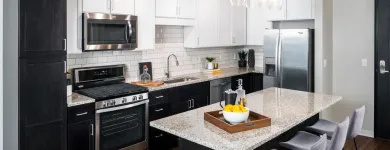Business 3 image ONYX EDINA APARTMENTS Apartments in Edina MN