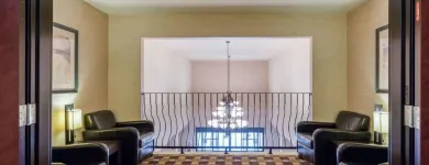 Business 9 image QUALITY SUITES Hotels in Huntsville TX