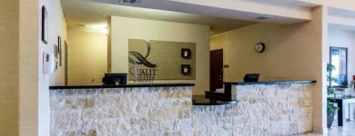 Business 29 image QUALITY SUITES Hotels in Huntsville TX