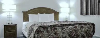 Business 7 image RODEWAY INN & SUITES Rodeway Inn in San Francisco CA