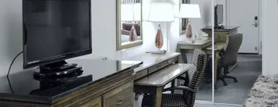 Business 14 image RODEWAY INN & SUITES Rodeway Inn in San Francisco CA