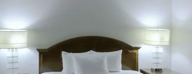 Business 24 image RODEWAY INN & SUITES Rodeway Inn in San Francisco CA