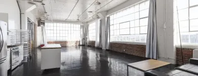 Business 11 image SF PHOTO SPACE Sf Professional Photography Studio in San Francisco CA