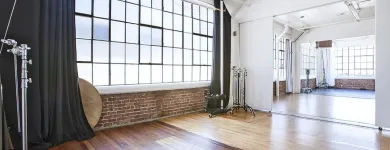 Business 12 image SF PHOTO SPACE Sf Professional Photography Studio in San Francisco CA