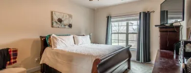 Business 1 image TAMMY HOWARD OWEN REAL ESTATE AGENT - RE/MAX UNLIMITED Real Estate Services in Huntsville AL