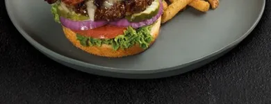 Business 8 image TGI FRIDAYS Takeout Restaurant in Toledo OH