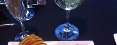 Business 1 image V RESTAURANT & BAR Restaurants in Murphys CA