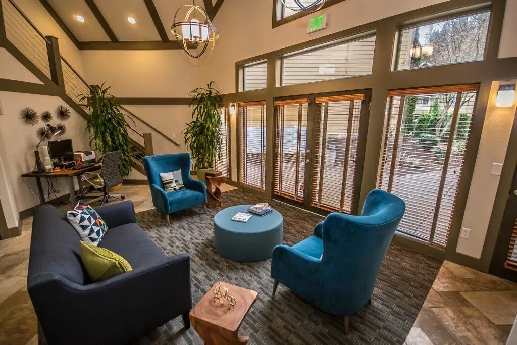 Business 2 image ARNADA POINTE APARTMENT HOMES