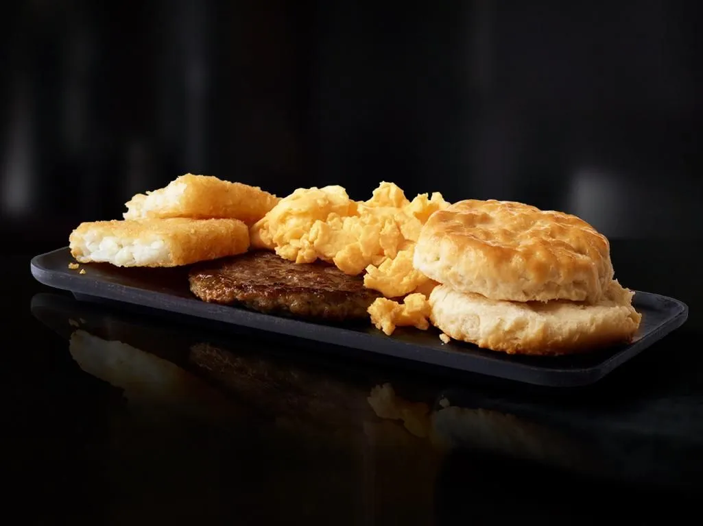 Business 7 image MCDONALD'S
