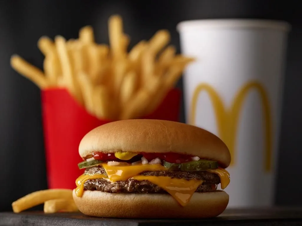 Business 9 image MCDONALD'S