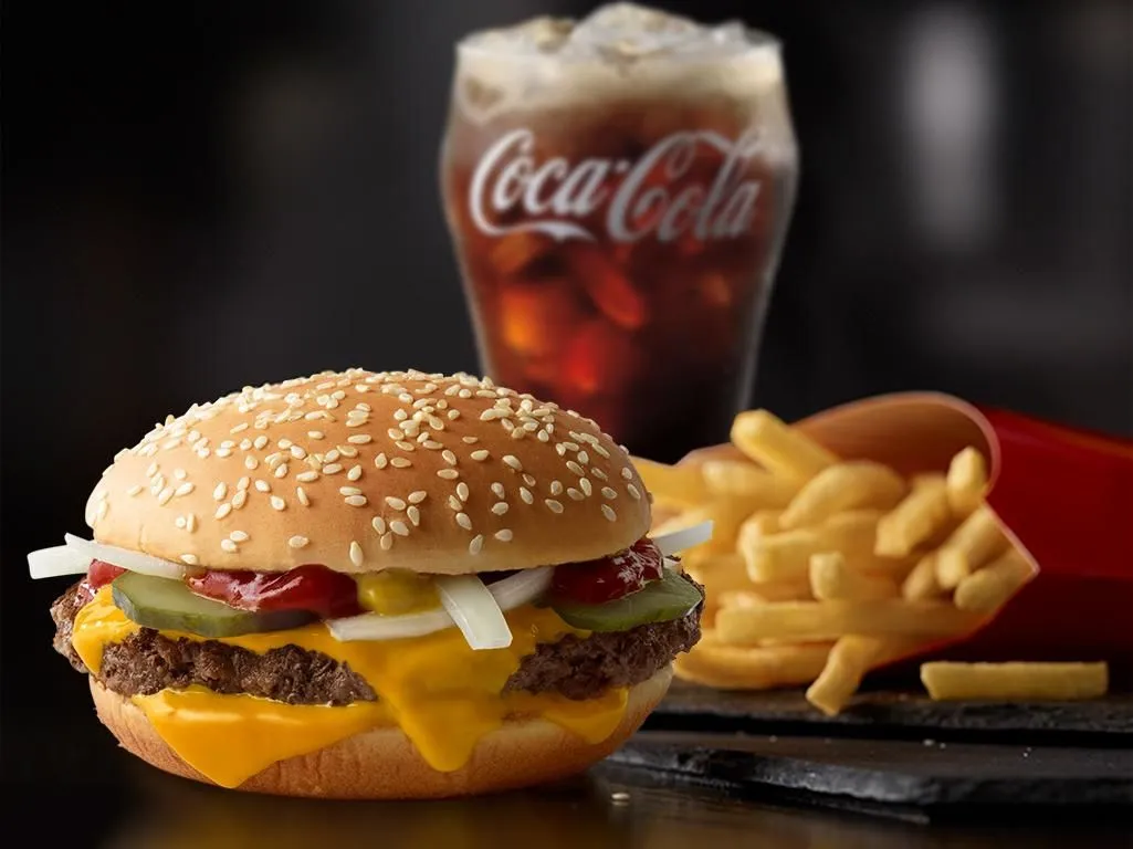 Business 17 image MCDONALD'S
