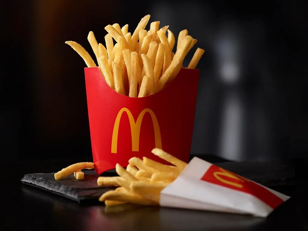Business 21 image MCDONALD'S