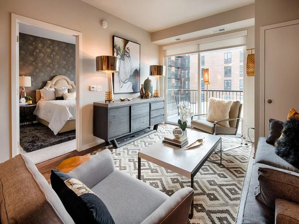 Business 2 image ONYX EDINA APARTMENTS
