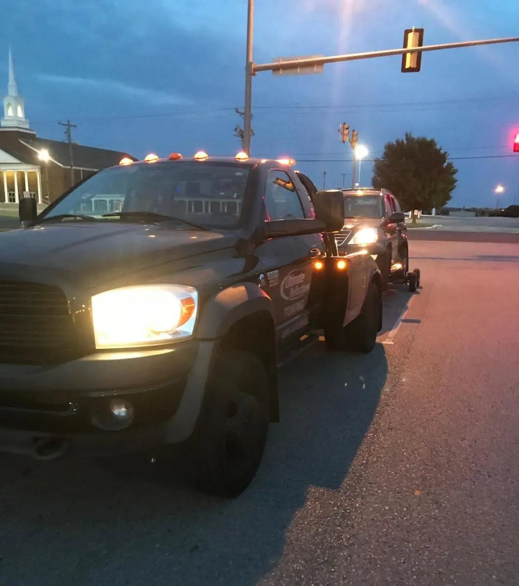 Business 40 image ULTIMATE REFLECTIONS TOWING LLC