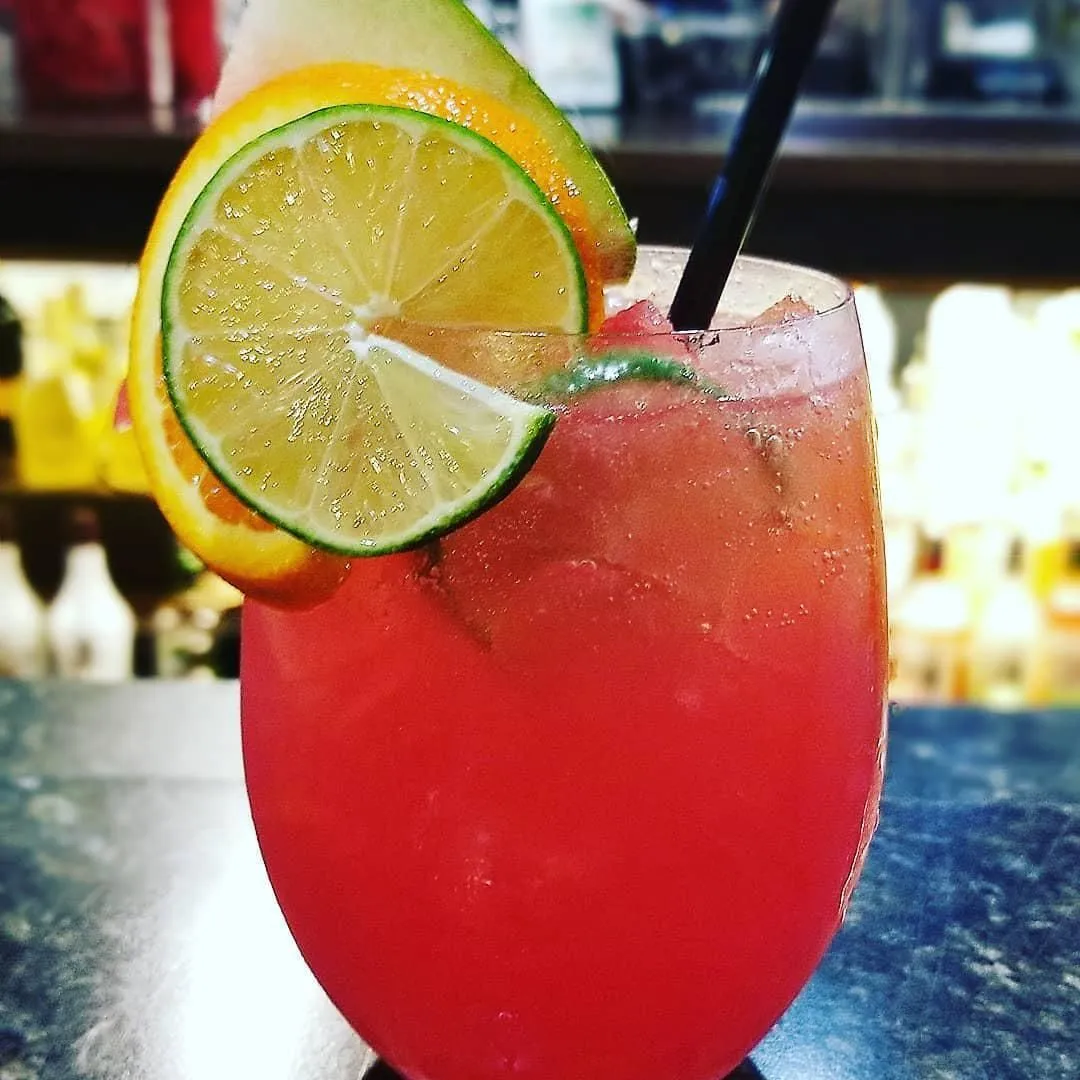 Business 15 image HIGH 5 GRILLE