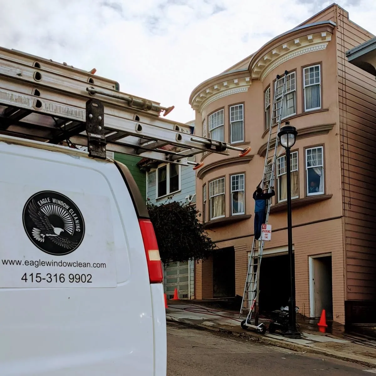 Business 6 image EAGLE WINDOW CLEANING