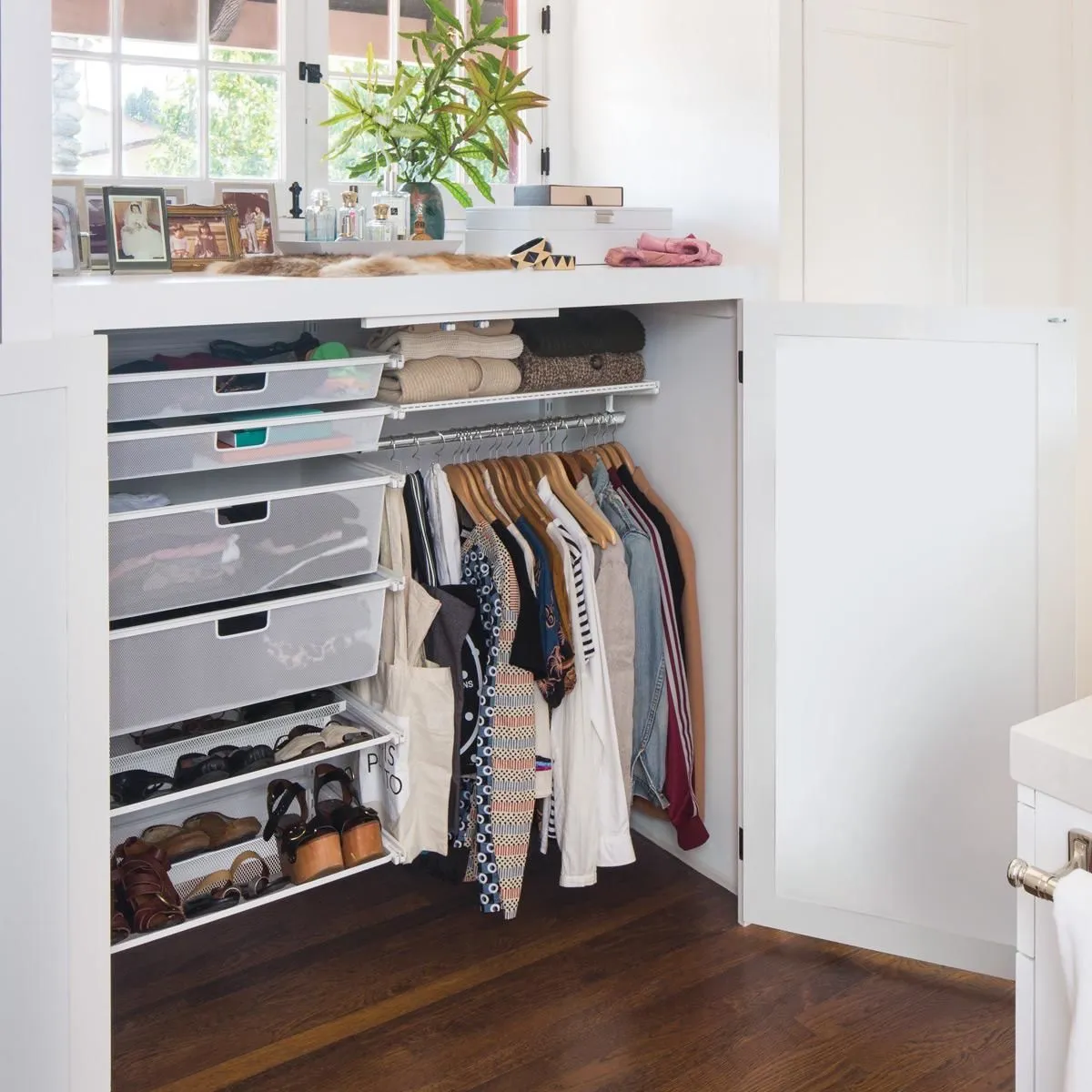 Business 60 image THE CONTAINER STORE CUSTOM CLOSETS - EDINA